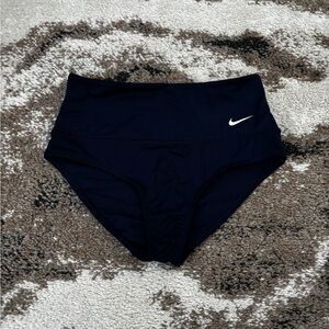 Nike Women's Navy High-Waisted Running Shorts